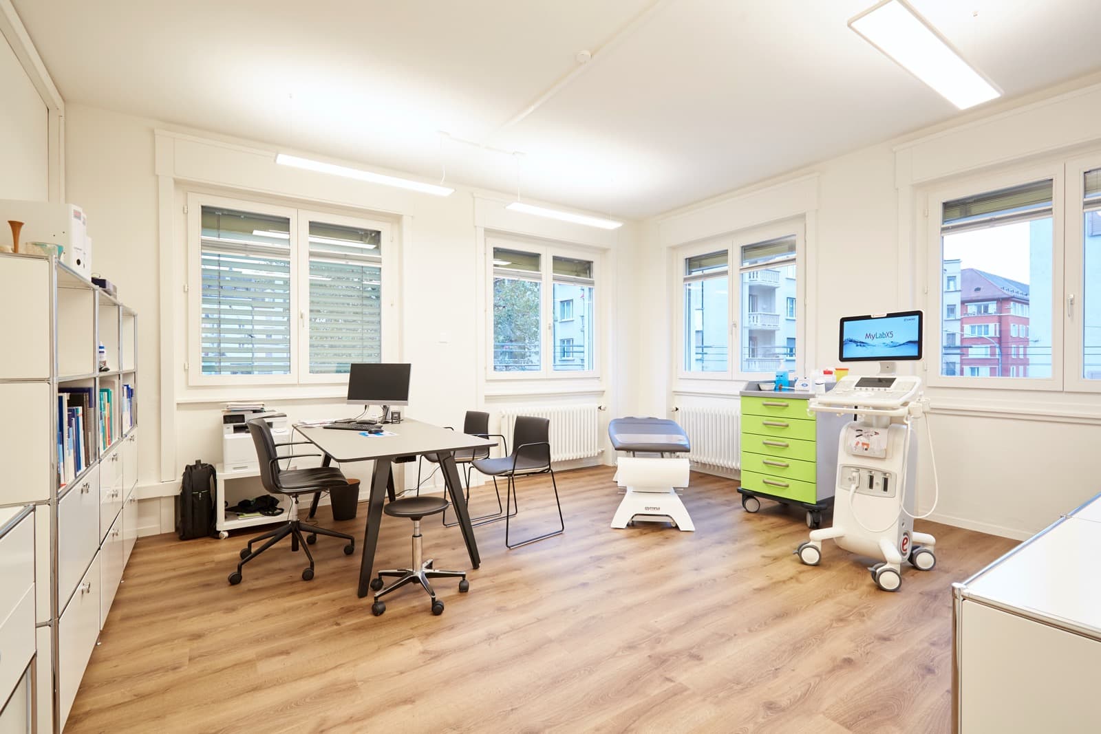 Orthopädische Schmerztherapie Zürich — Arzt in Zürich (Bild 2)