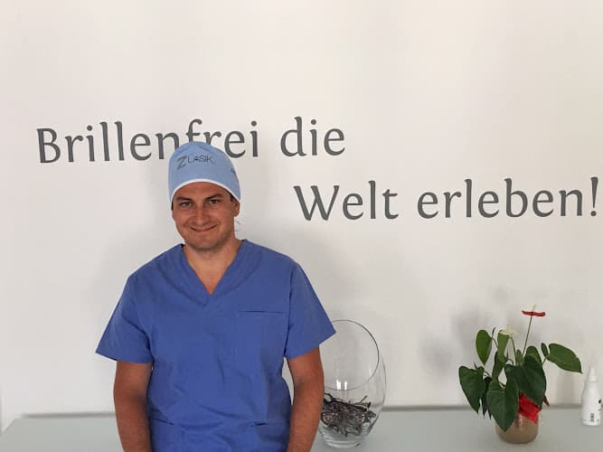 EYELASER laser vision correction Zurich Switzerland Lasik-Smartsight-ICL-Smile — Arzt in Zürich