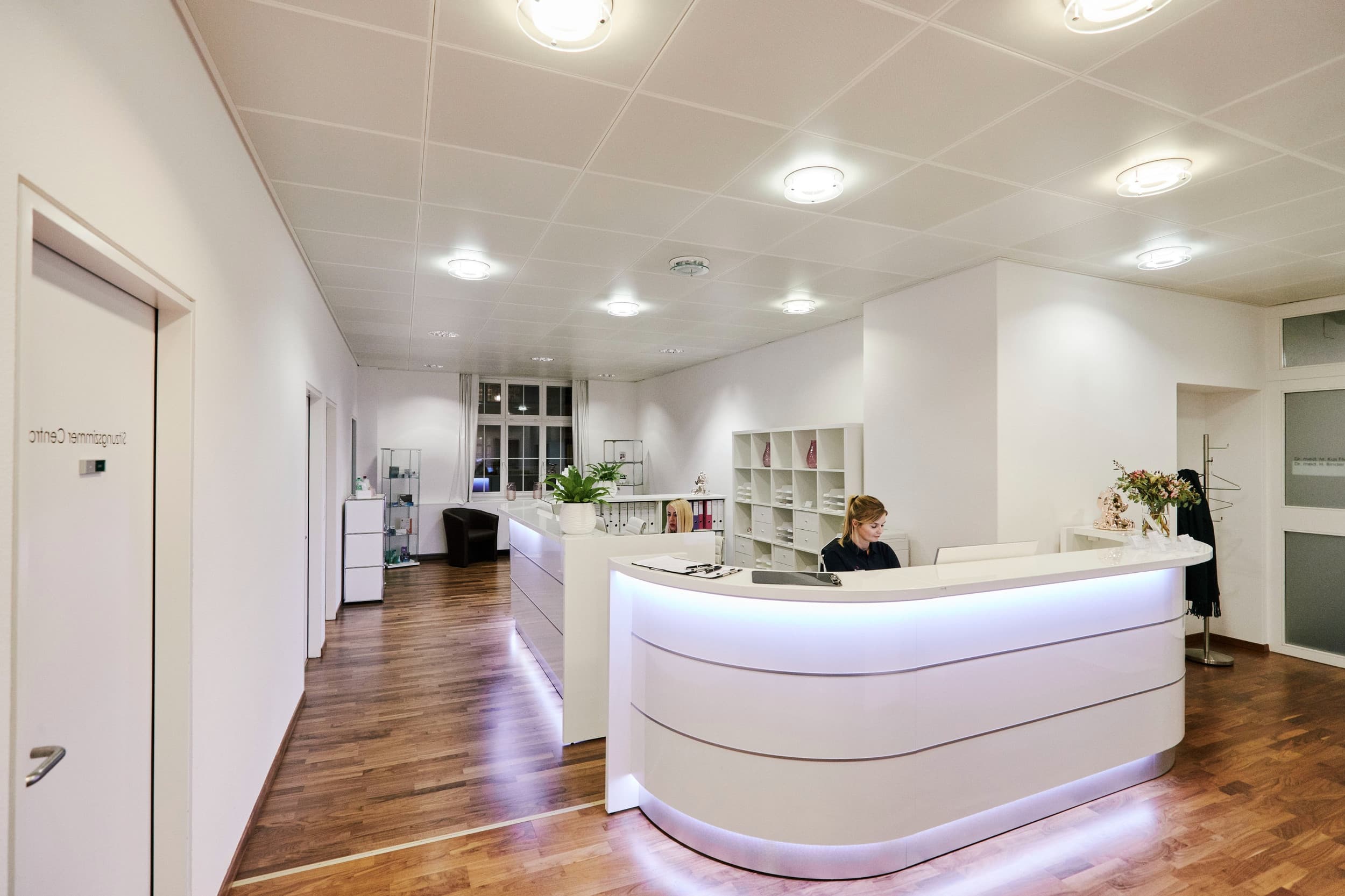 EYE CARE CENTER ZURICH AG — Arzt in Zürich (Bild 2)