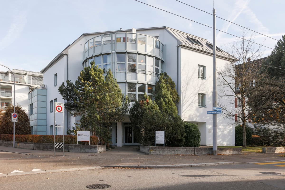 Physiotherapie Rosenau GmbH — Physiotherapie in Zürich (Bild 2)