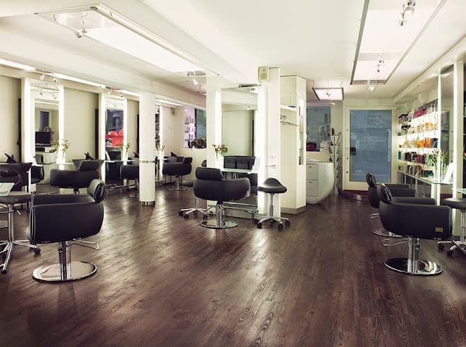 Zobrist Intercoiffure — Coiffeur in Zürich