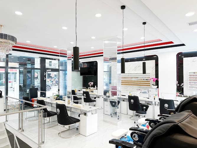 Nagelstudio Zürich - DUVI Nails an der Langstrasse — Nagelstudio in Zürich