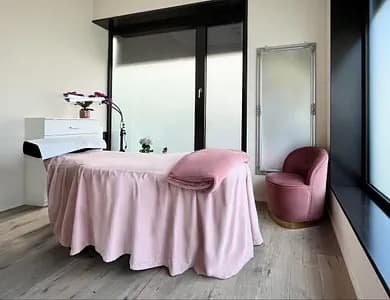 MonyLook - PMU & LASH EXPERT — Bar in Zürich