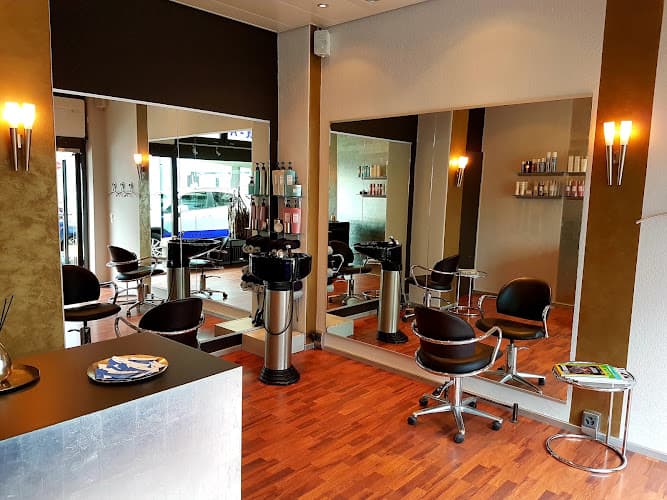 Coiffeursalon Hair-A — Coiffeur in Zürich