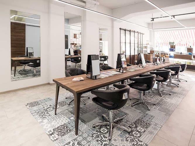 mad HAIRSTYLING LUX - Coiffeur Zürich Wiedikon — Coiffeur in Zürich