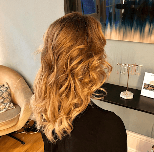 LUV Hair & Make-up — Coiffeur in Zürich