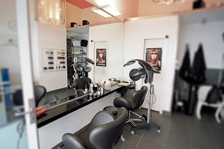 haargarage by Nora Kim — Coiffeur in Zürich