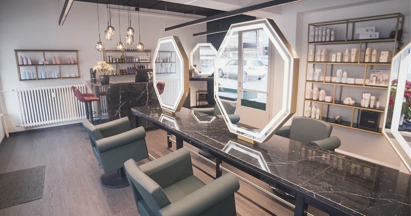 Charlotte & Co. — Coiffeur in Zürich