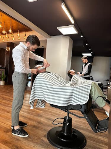LEOCATA barbieri siciliani — Coiffeur in Zürich