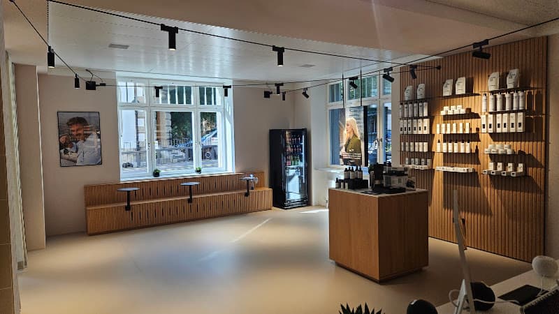 O.C. Hairsystems | Zürich — Kosmetikstudio in Zürich