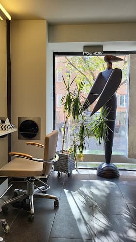 Susanna Burger hairworks & style — Coiffeur in Zürich