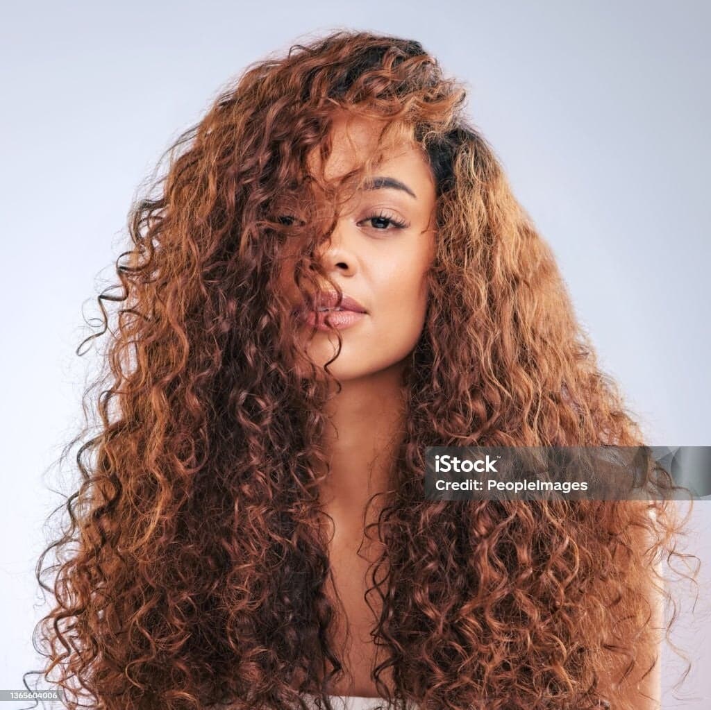hairextensions Kevina — Coiffeur in Zürich (Bild 2)