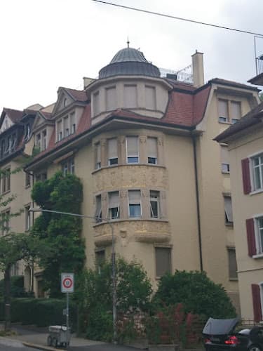 Zahnarztpraxis Magyar — Zahnarzt in Zürich