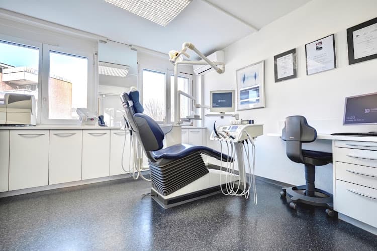 Dübi Dental — Zahnarzt in Dübendorf