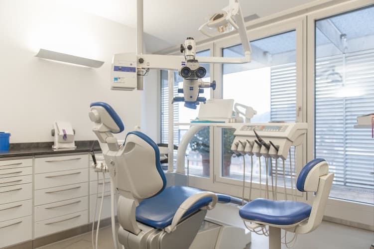 Dental Clinic Ernst - Specialization in aesthetic dentistry — Zahnarzt in Zürich