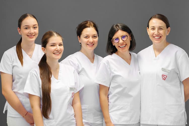 praxis für zahnmedizin & kieferorthopädie — Zahnarzt in Zürich