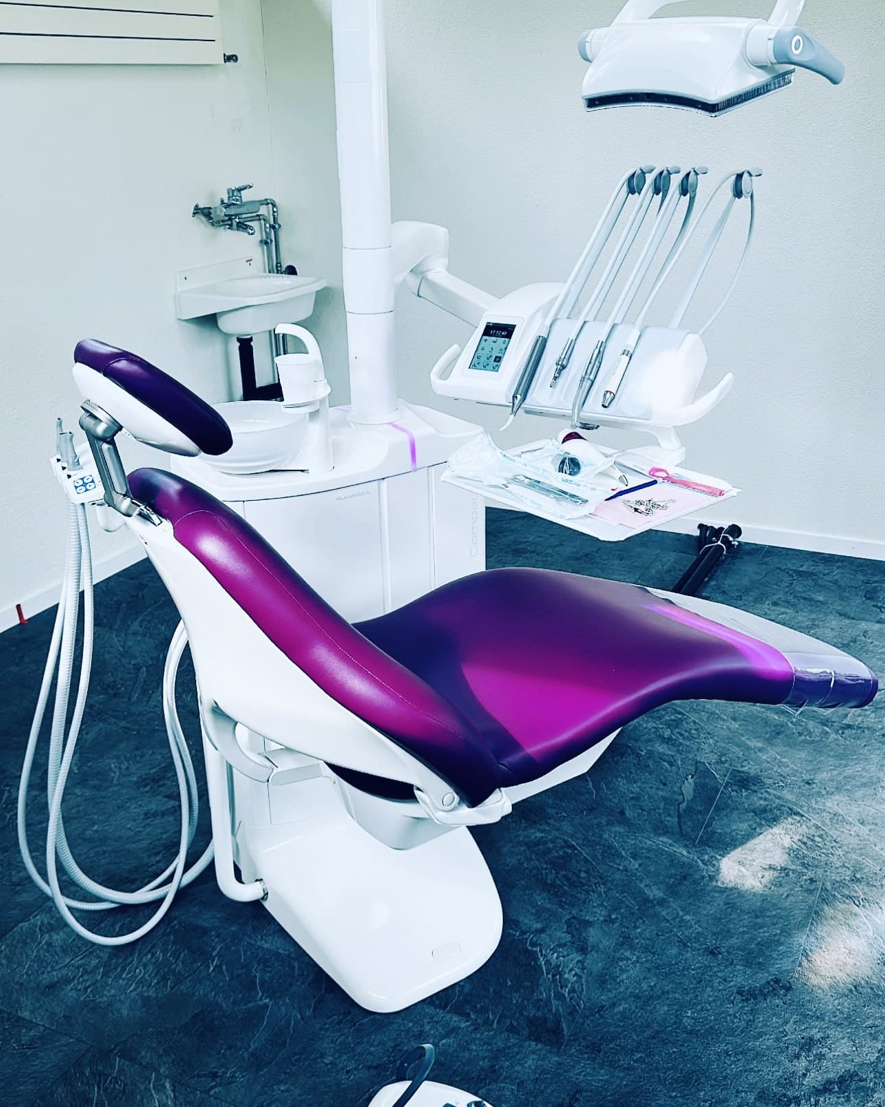 Dentalhygiene & Bleaching Tanja Kudrnovski — Zahnarzt in Winterthur (Bild 3)