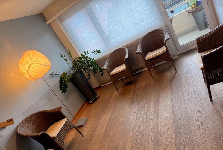 Zahnarztpraxis Kontoleon — Zahnarzt in Winterthur