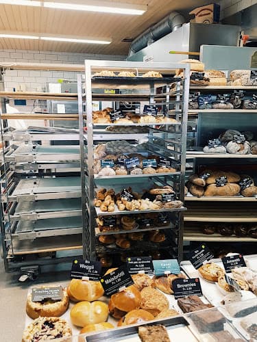 Scharrenberg Vollkornbäckerei — Supermarkt in Oetwil am See