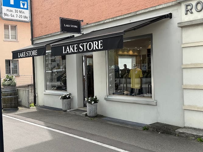 Lake StoreAg — Geschaeft in Meilen