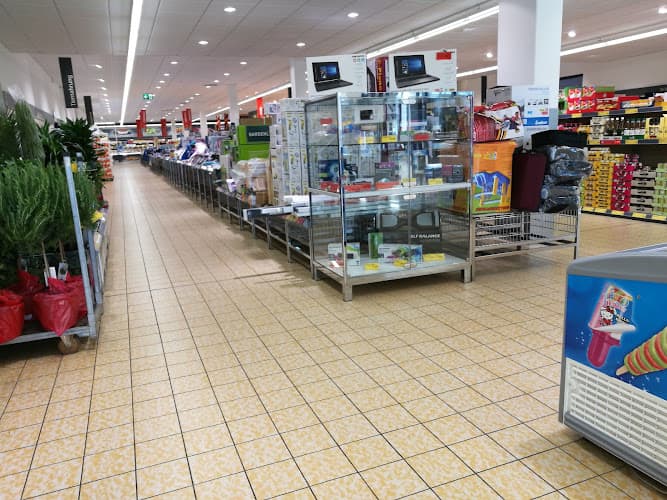 ALDI SUISSE — Supermarkt in Schlieren