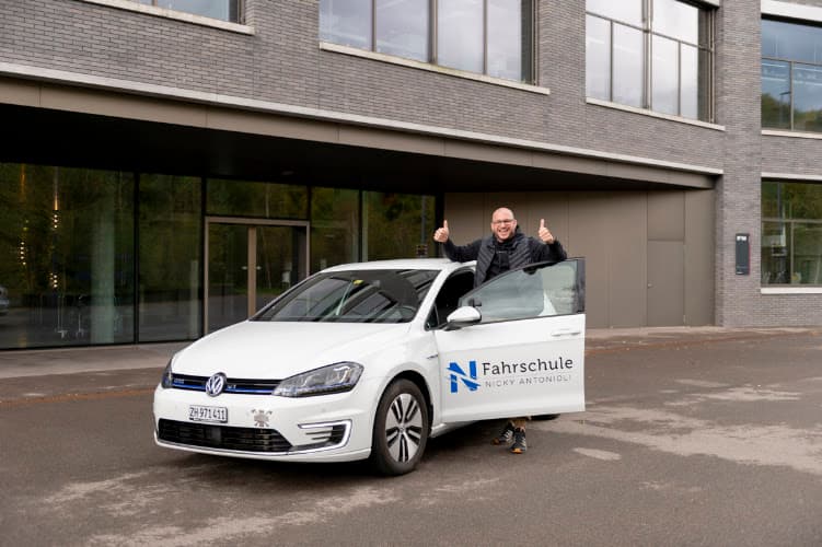 Fahrschule Nicky Antonioli — Fahrschule in Pfungen