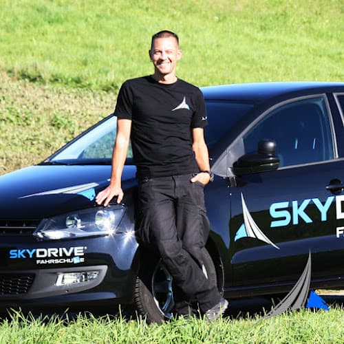 Fahrschule SKYDRIVE