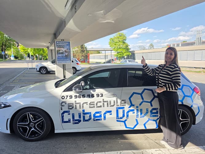 Fahrschule Cyber Drive — Fahrschule in Schlieren