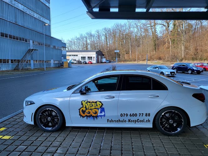 Fahrschule Keep Cool — Fahrschule in Spreitenbach