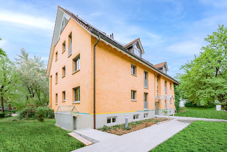 VK - H - Zürich Airport - Homestay - Haldenstrasse — Hotel in Kloten
