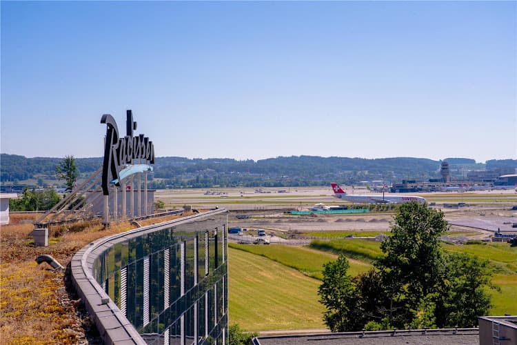 Radisson Hotel Zurich Airport — Hotel in Rümlang