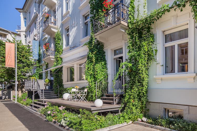 Alma Hotel - Boutique hideaway by the lake with rooftop and ladies-only wellness — Hotel in Zürich