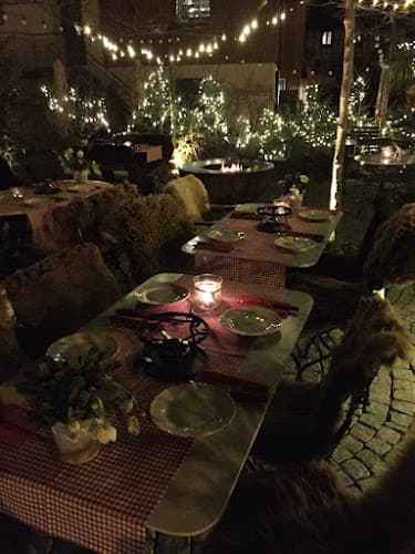 Wirtschaft zum Gwölb — Restaurant in Sünikon