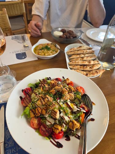 MERAKI Greek Taverna — Restaurant in Bassersdorf