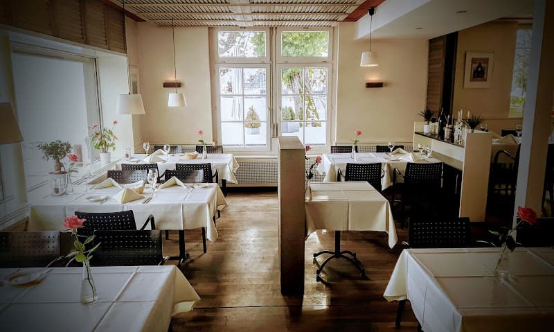 Tracht - EIN HAUS AM SEE — Restaurant in Rüschlikon