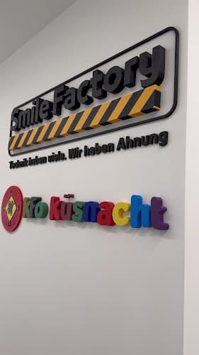 Smile Factory — Zahnarzt in Küsnacht