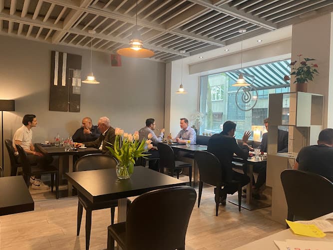 Zentral Thai Restaurant & Takeaway — Restaurant in Zürich