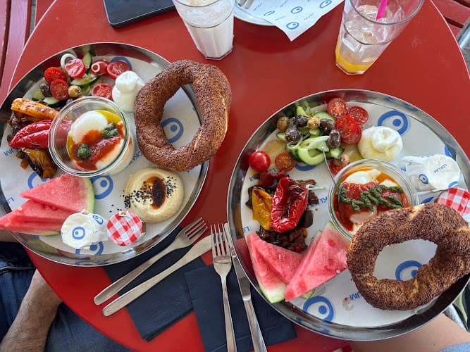 Lokum pop up restaurant & bar — Restaurant in Zürich