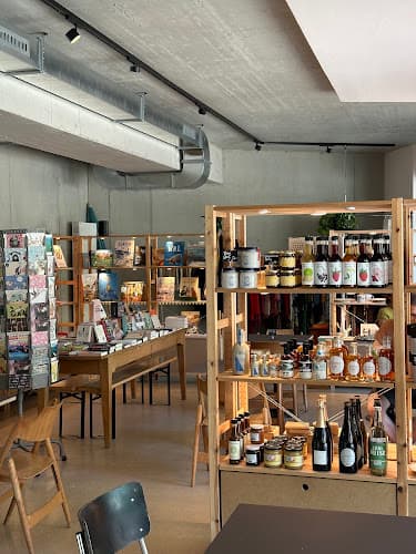 Ladenbistro Chez Nous — Geschaeft in Zürich