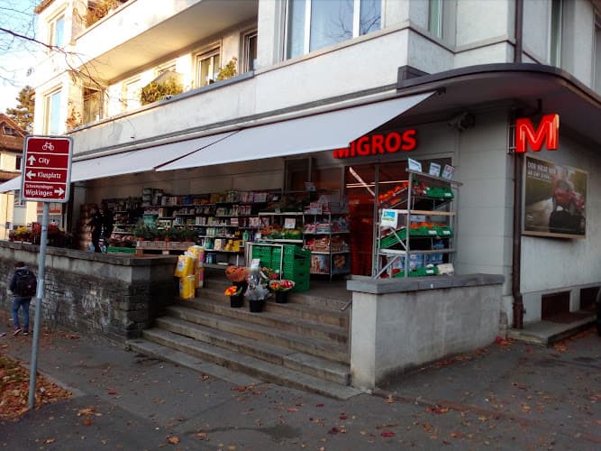 Migros-Supermarkt - Zürich - Toblerplatz — Supermarkt in Zürich
