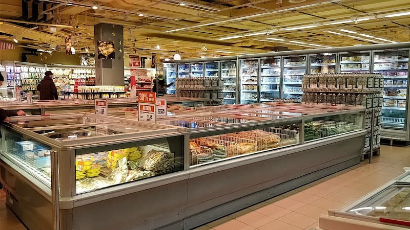 Migros-Supermarkt - Zürich - Schwamendingen — Supermarkt in Zürich