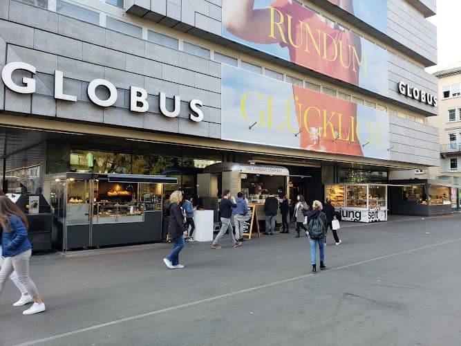 GLOBUS — Supermarkt in Zürich