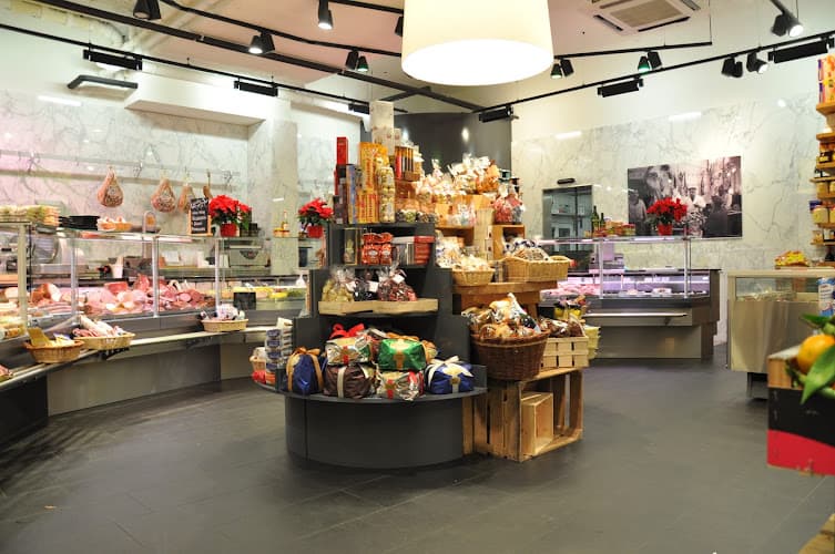 Reif Metzgerei — Supermarkt in Zürich