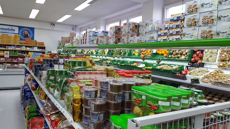Importas C + C GmbH — Supermarkt in Zürich
