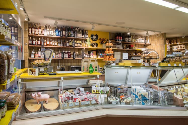Chäs-Chäller - Urban Food Store — Metzgerei in Zürich