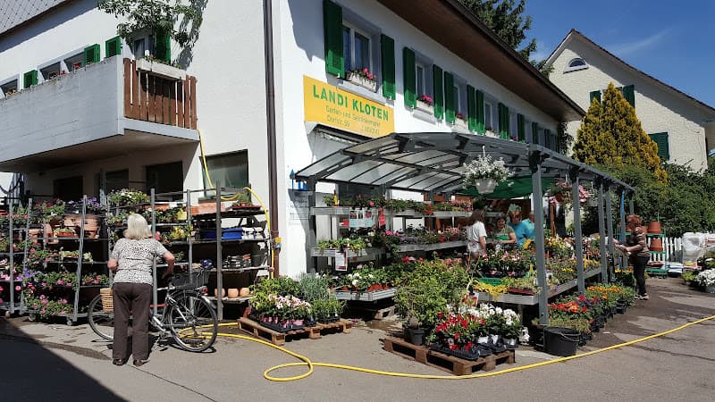 LG Kloten — Supermarkt in Kloten