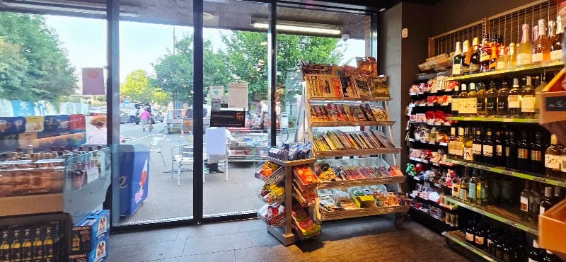 avec — Supermarkt in Dietlikon