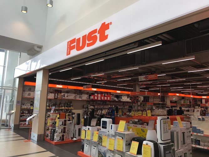 Fust — Geschaeft in Dietlikon