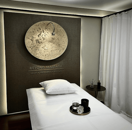 BEYOND MASSAGE - Letzigrund Altstetten — Massage in Zürich