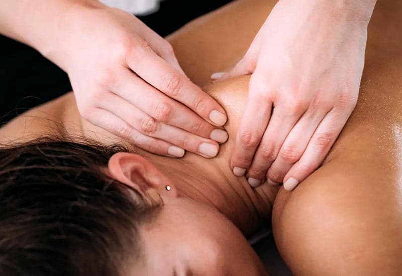 BEYOND MASSAGE - Letzigrund Altstetten — Massage in Zürich (Bild 2)